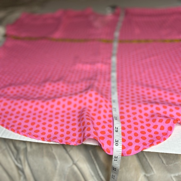 Michelle McDowell v neck xl - Picture 6 of 7